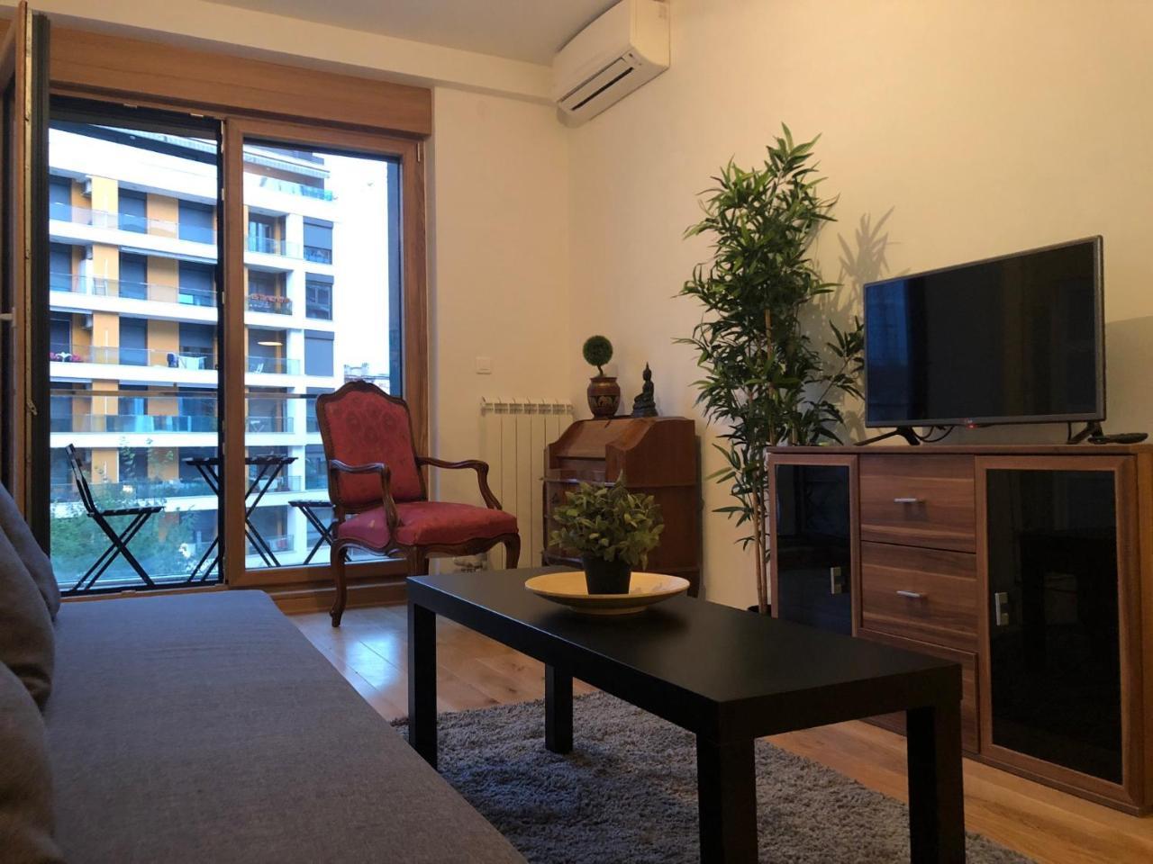 99 Muses Apartments Dordegol 외부 사진
